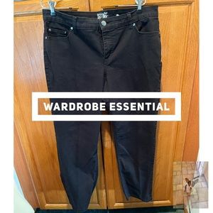 Terra & Sky Black Straight Leg Jeans, sz 16WPetite